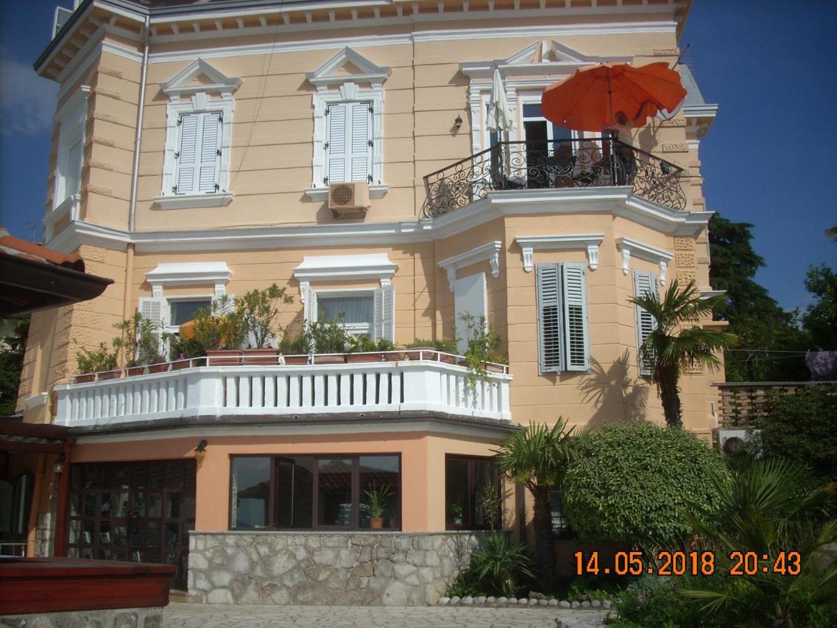Apartment At Sea Lovran Exterior photo